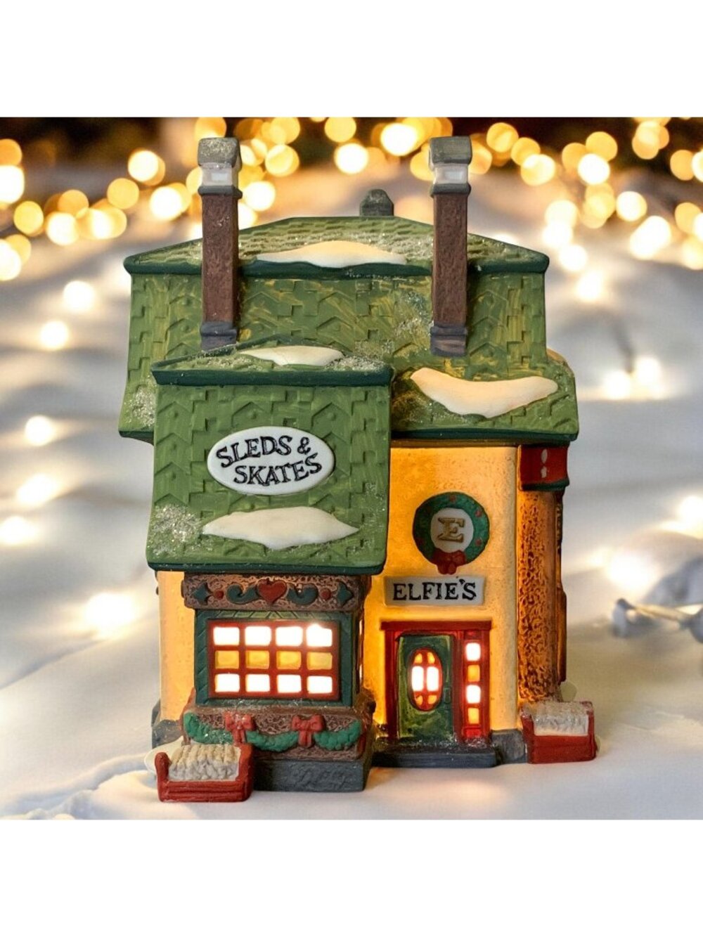 Dept 56 Elfie's Sleds & Skates North Pole Village Lighted Christmas Building